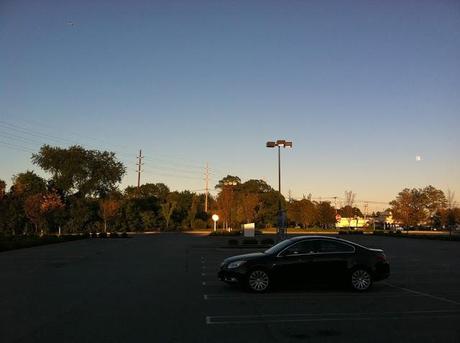 Nearly-Full-Moon-Over-Stop-and-Shop