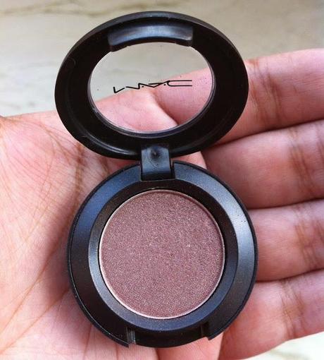 MAC Sable Eyeshadow - Review, Swatch