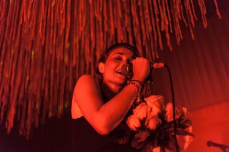 Misterwives13 620x413 MISTERWIVES, HOW SAD AND MORE PLAYED AMAZING SETS AT CAMEO [PHOTOS]