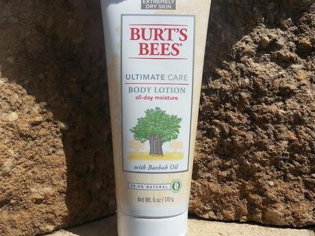 Burt's Bees 98.9% Natural Ultimate Care Body Lotion for Dry Skin Review