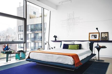 Master bedroom with Maya Lin sculpture and B&B Italia bed