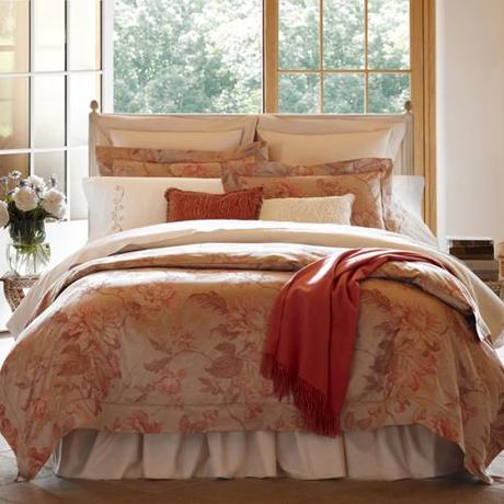 Simone Design Blog|Decorate Your Bed for the Fall/Winter Season