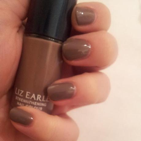 Liz Earle Strengthing Nail Colour - 03 Ebb Tide