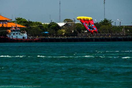 AsWeSawIt Uluwatu 1009 L Friday Foto   Bali Flying Fish   Flying High