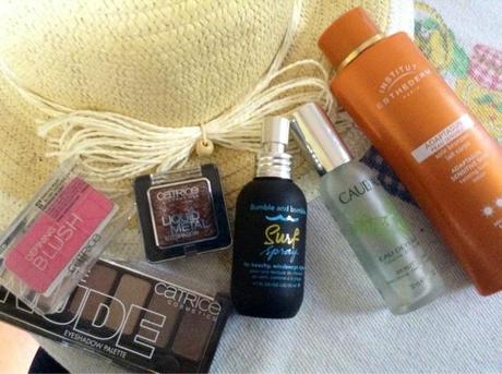 Weekly Favourites #3 - Holiday Edition