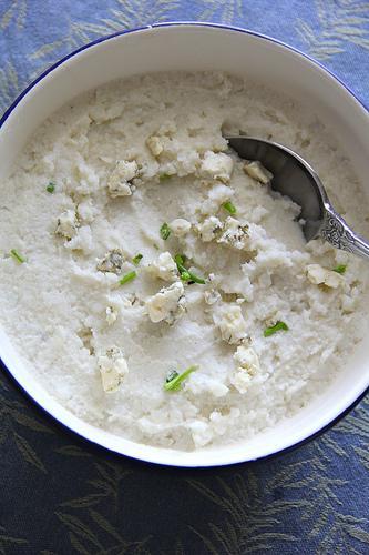 mashed-potatoes-with-blue-cheese-30aeats