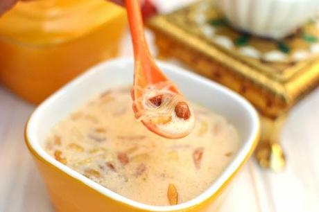 Sheer Qurma/ Khorma/ Korma (Hyderabadi Kheer with Vermicelli & Dates)