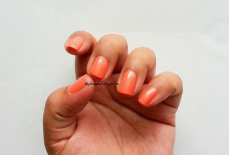 ♥ Lakme Absolute Nail Tint in Coral Romance ♥