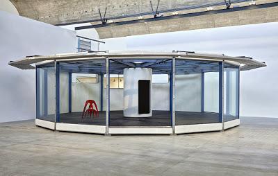 see | art exhibition