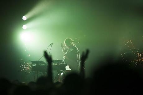 WO17 620x413 WASHED OUT PLAYED STUNNING SET AT TERMINAL 5 [PHOTOS]