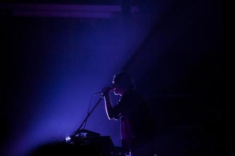 WO35 620x413 WASHED OUT PLAYED STUNNING SET AT TERMINAL 5 [PHOTOS]