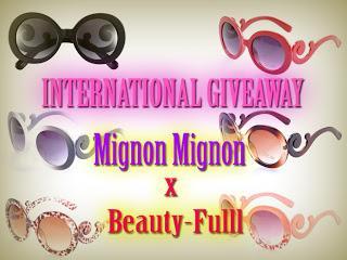 Tarte Gorgeous Getaways Portable Palette Set- Holiday 2013 Tarte Gorgeous Getaways Portable Palette Set- Holiday 2013