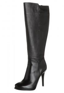 heeled boots