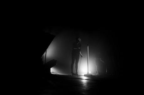 MG 2416 620x413 CHVRCHES PLAYED TERMINAL 5 [PHOTOS]