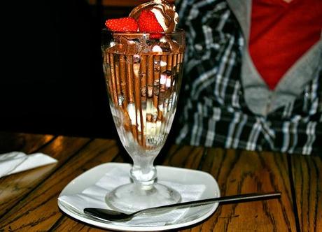 Date Night At Giraffe