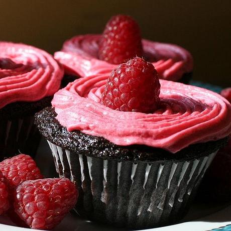 Chocolate Cupcakes with Raspberry Buttercream detail