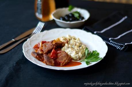 Lamb with Vegetables and Aubergine Sauce/ Hunkar Begendi/ Баранина с Овощами и Соусом из Баклажана