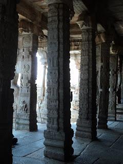 77)  Lepakshi: (16/5/2013)