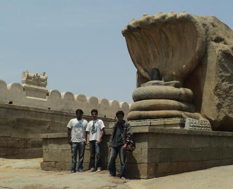 77)  Lepakshi: (16/5/2013)