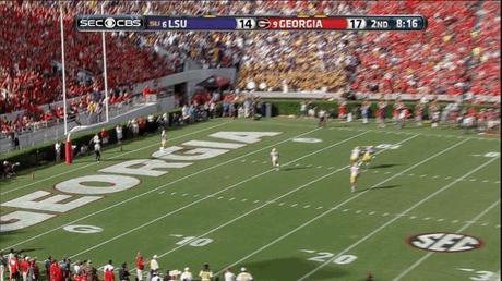 LSU Kick Returner Snags Kickoff With One Hand #BAWSEstatus