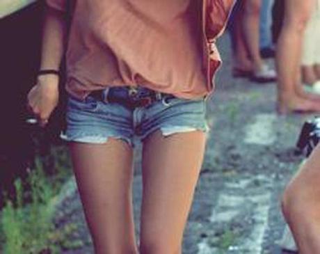 ilovegreeninsp_thoughts_blooms-fashion-girl-denim-shorts-summer-favim