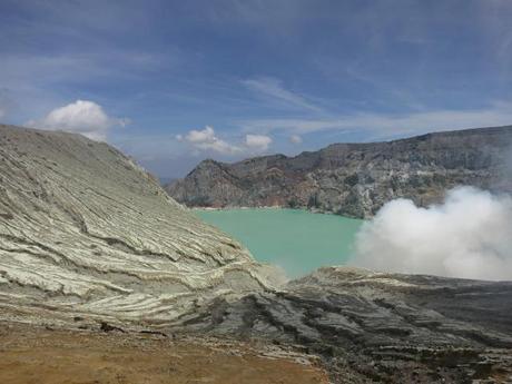 how to visit ijen