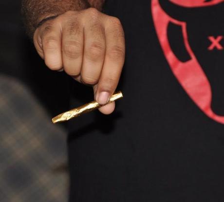 Shine 24k gold rolling papers