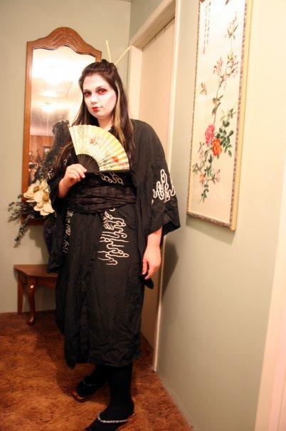 Blogger Interview: Leanne Willingham of Literary Excursion’s Horror October! me_zombiegeisha1