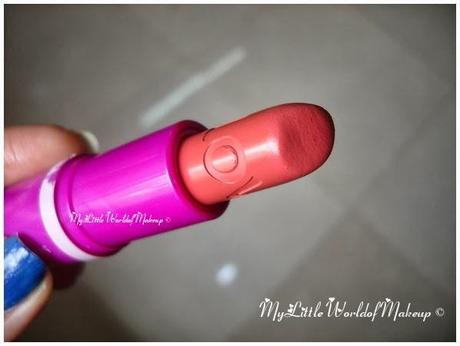 Avon Simply Pretty Lipstick in CORAL PINK