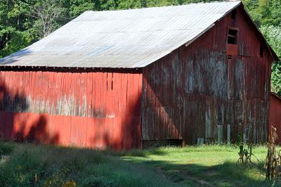 Red Barn on Indian Grave Gap Road