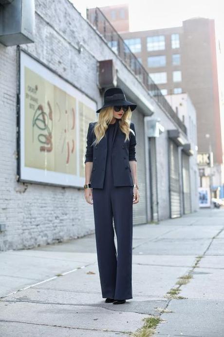 bestfashionbloggers:

Atlantic Pacific / suited up...