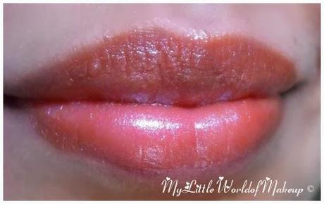 Maybelline Colorsensational Lipstick in BROWN ATTITUDE.