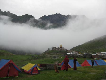 We shared our first campsite with about 30 young lamas (young monks) who were paying tribute to one of their monks who had died recently on the pass. 