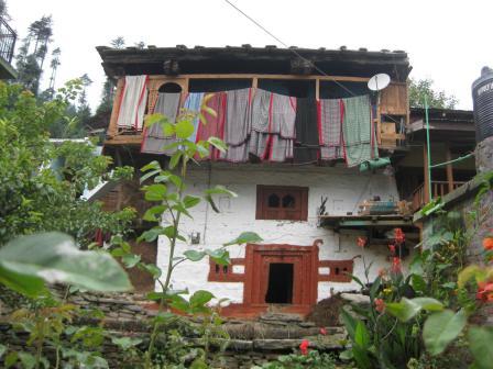 Quaint Old Manali and Doongri village, mark the start of once more of the legendary Manali-Leh highway. 