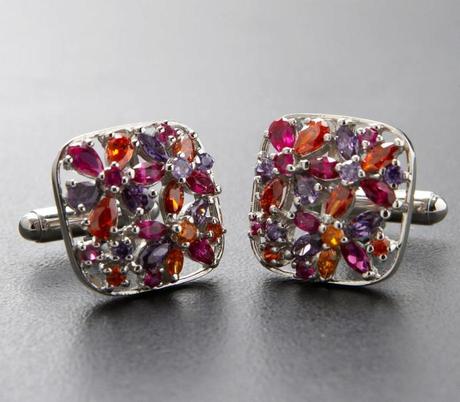 The Ruby Flora Silver Cufflinks are an original piece. 