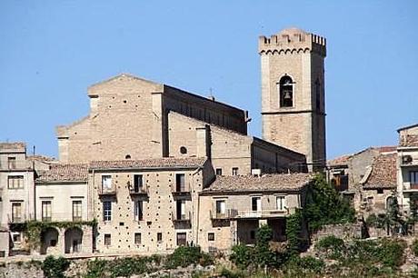 MONTALBANO ELICONA. ANCESTRAL MEGALITHS AND MEDIEVAL PARTIES