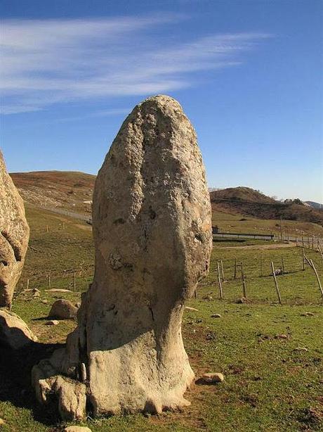 MONTALBANO ELICONA. ANCESTRAL MEGALITHS AND MEDIEVAL PARTIES