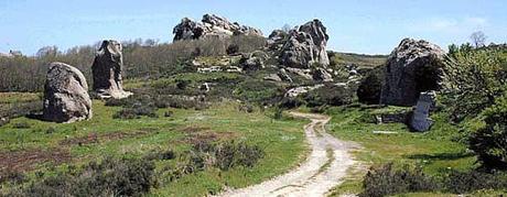 MONTALBANO ELICONA. ANCESTRAL MEGALITHS AND MEDIEVAL PARTIES