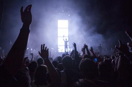 Phoenix Barclays Center Hilda Pellerano 10.02.13 30 620x413 PHOENIX LEFT FANS ENTHRALLED AT BARCLAYS [PHOTOS]