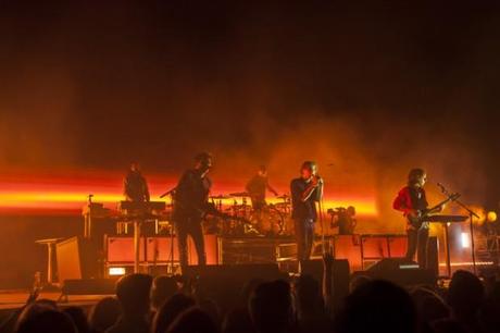 Phoenix Barclays Center Hilda Pellerano 10.02.13 40 620x413 PHOENIX LEFT FANS ENTHRALLED AT BARCLAYS [PHOTOS]