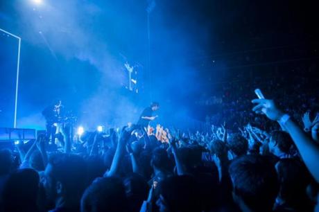 Phoenix Barclays Center Hilda Pellerano 10.02.13 43 620x413 PHOENIX LEFT FANS ENTHRALLED AT BARCLAYS [PHOTOS]