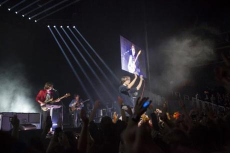 Phoenix Barclays Center Hilda Pellerano 10.02.13 47 620x413 PHOENIX LEFT FANS ENTHRALLED AT BARCLAYS [PHOTOS]