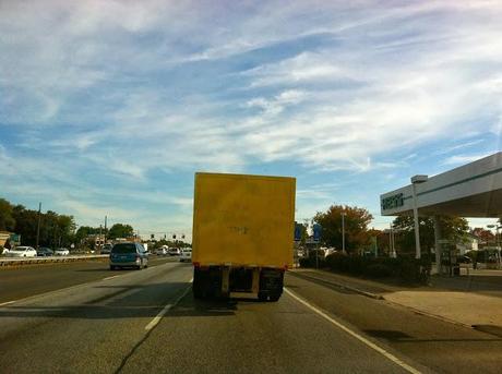 Mellow-Yellow-Truck-On-Sunrise-Highway