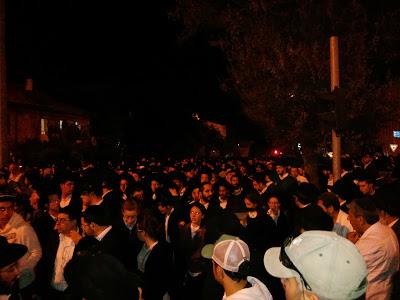 The masses at the funeral of Rav Ovadia