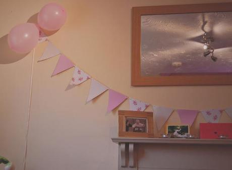 Paper Themes Bunting Review