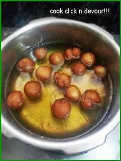 Gulab jamun