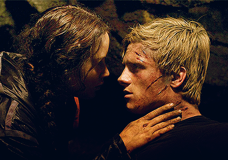 THG-stills-peeta-mellark-and-katniss-everdeen-29947631-500-350_large