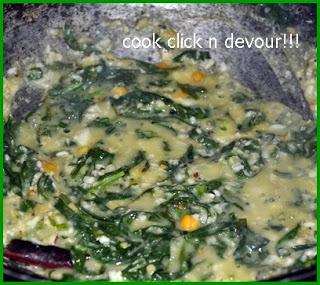 Ponanganni keerai masiyal(Semi dry stew with water amarnath and yellow moong dal)
