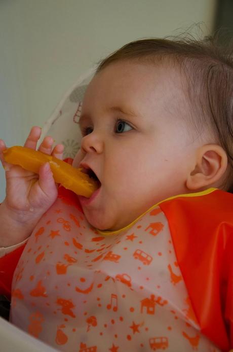 Welcome to (baby led) Weaning...