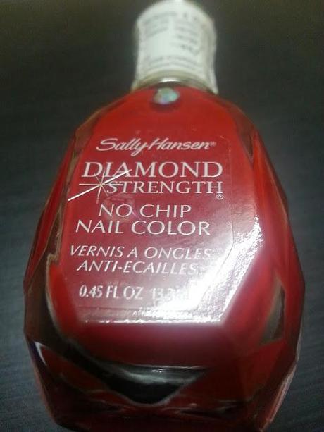 Review Sally Hansen Diamond Strength No Chip Nail Color – 360 Diamonds and Rubies, NOTD
